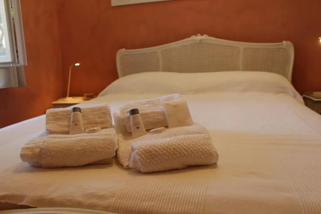 Apartment Comodo Con Giardino E Patio Sanremo Italy